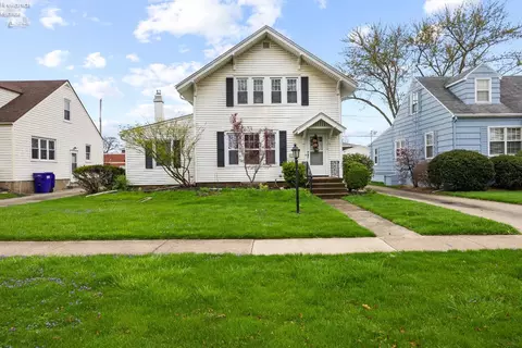312 42nd St, Sandusky, OH 44870