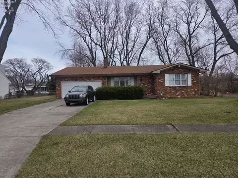 1111 Grant St, Port Clinton, OH 43452