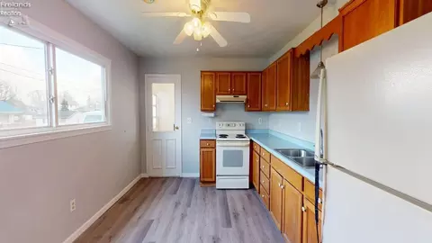 Other - 569 W Pearl St, Willard, OH 44890 photo 5 of 6