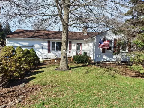 29 Fifth St, Berlin Heights, OH 44814