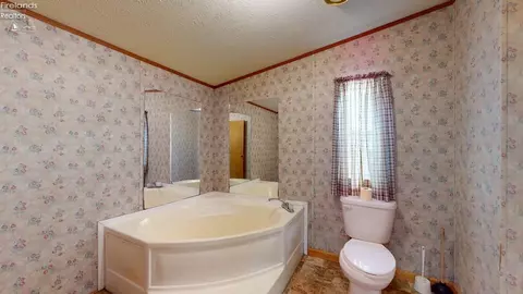 4513 Egypt Rd, Willard, OH 44890 photo 16