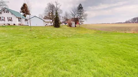 4513 Egypt Rd, Willard, OH 44890 photo 6