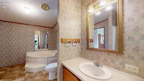 4513 Egypt Rd, Willard, OH 44890 photo 14