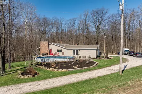 240 Peru Olena W Rd, Norwalk, OH 44857