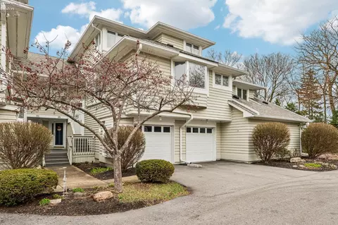 608 N Monument Vw, Marblehead, OH 43440