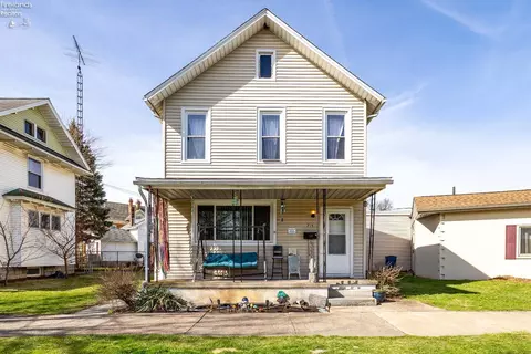 715 Wayne St, Sandusky, OH 44870