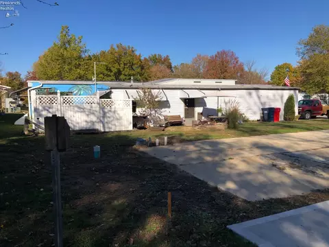 216 Westwoods #LOT 16, Amherst, OH 44001