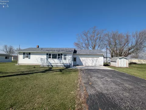 860 County Road 224, Clyde, OH 43410