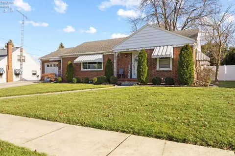 134 Walter St, Bellevue, OH 44811