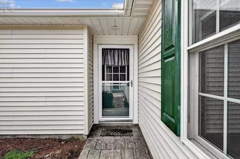 Other - 340 Lighthouse Oval, Marblehead, OH 43440 photo 2 of 9