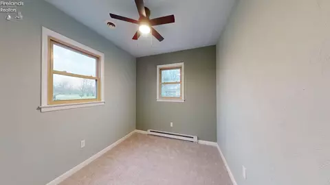Bedroom - 3392 Austin Dr, Willard, OH 44890 photo 4 of 4