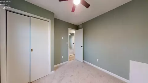 Bedroom - 3392 Austin Dr, Willard, OH 44890 photo 3 of 4
