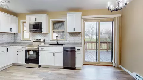 Kitchen - 3392 Austin Dr, Willard, OH 44890 photo 1 of 4