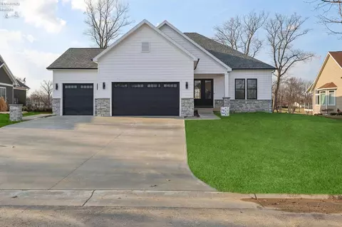 Exterior - 1133 Sheltered Brook Dr, Huron, OH 44839 photo 5 of 5