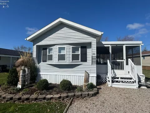 1600 N Buck Rd #53, Marblehead, OH 43440