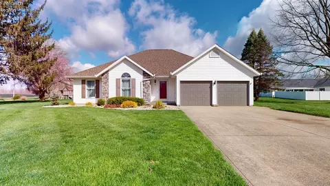 34 Daisy Dr, New London, OH 44851