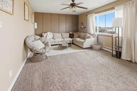 Living - 557 E Maple St, Clyde, OH 43410 photo 1 of 2