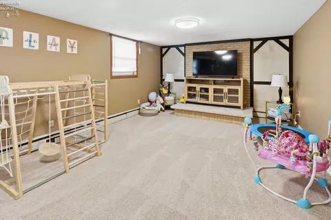 Other - 557 E Maple St, Clyde, OH 43410 photo 3 of 6