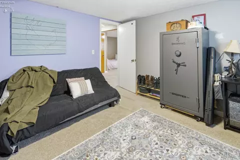 Bedroom - 557 E Maple St, Clyde, OH 43410 photo 3 of 6