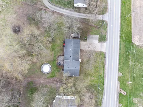 View/Area - 557 E Maple St, Clyde, OH 43410 photo 2 of 4