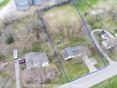 View/Area - 557 E Maple St, Clyde, OH 43410 photo 3 of 4