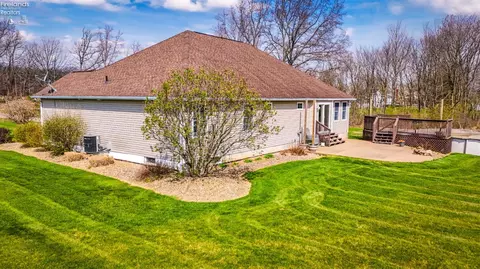 Exterior - 3408 Liberty Rd, Willard, OH 44890 photo 6 of 7