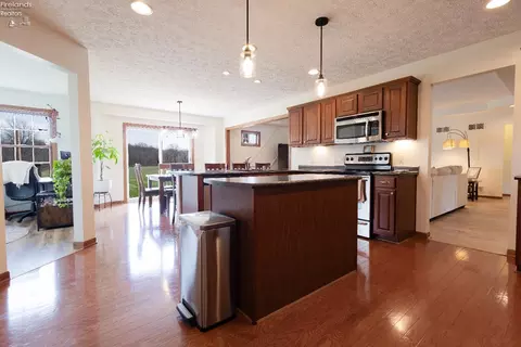 Kitchen - 3408 Liberty Rd, Willard, OH 44890 photo 2 of 4