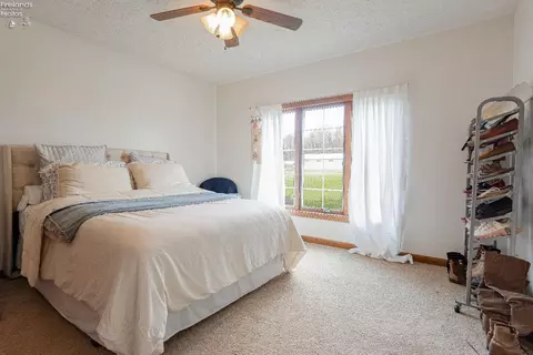 Bedroom - 3408 Liberty Rd, Willard, OH 44890 photo 3 of 10