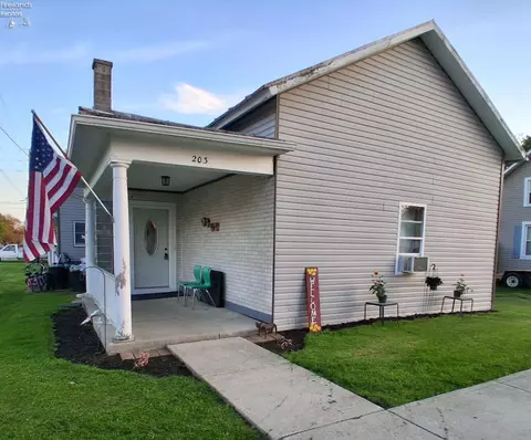 203 W Main, New Washington, OH 44854