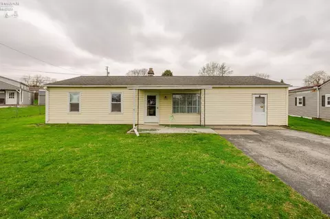 24 Gail Ln, Tiffin, OH 44883