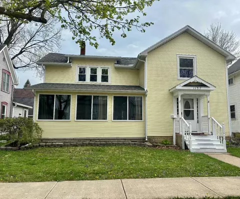 1107 Garrison St, Fremont, OH 43420