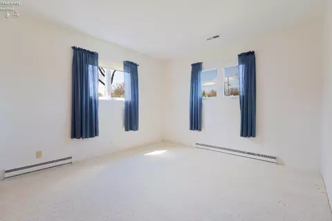 Bedroom - 4009 E Broadway Rd, Willard, OH 44890 photo 4 of 5