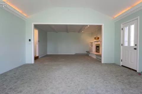 Living - 4009 E Broadway Rd, Willard, OH 44890 photo 9 of 9