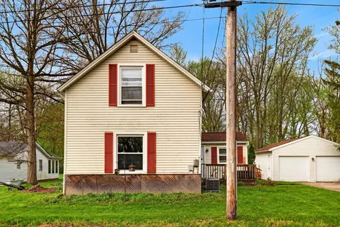 136 N Park St, Oberlin, OH 44074