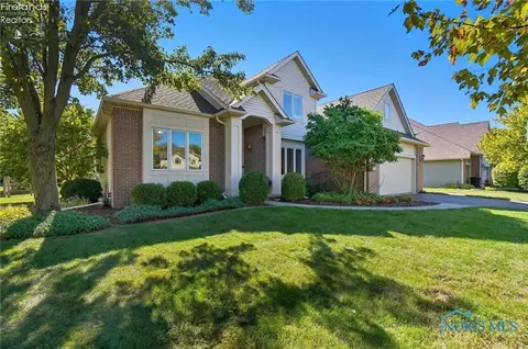1371 Eastridge Dr, Waterville, OH 43566