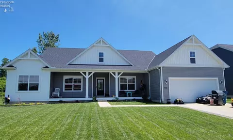 510 Cold Creek Blvd, Sandusky, OH 44870