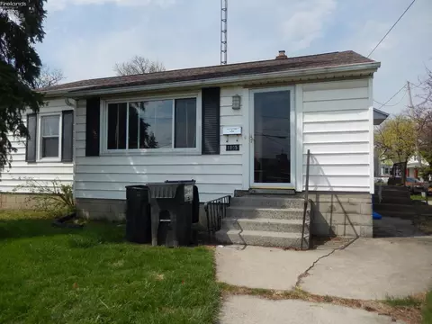 1805 Sycamore Line, Sandusky, OH 44870
