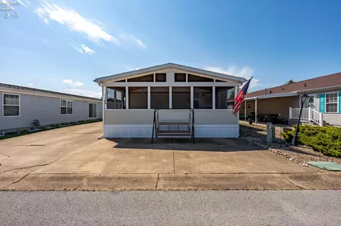 1664 N Coldwater Crossing Rd, Marblehead, OH 43440