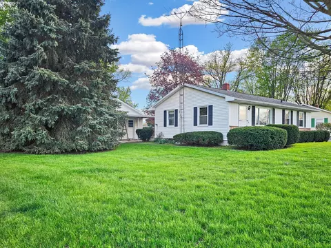 Exterior - 4165 Limerick Rd, Clyde, OH 43410 photo 4 of 12