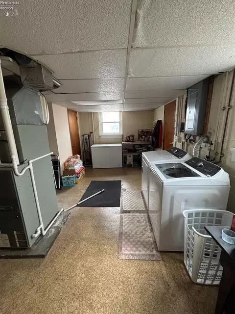 Other - 40 Crestwood Dr, Willard, OH 44890 photo 3 of 4