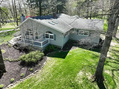 2914 Scheid Rd, Huron, OH 44839