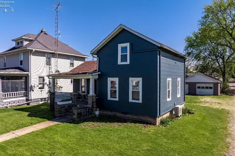 413 W Third St, Port Clinton, OH 43452