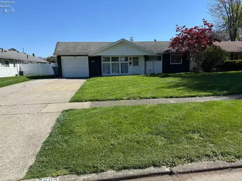 3805 N Hogan, Lorain, OH 44053