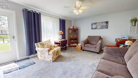 Living - 518 Kennedy Dr, Willard, OH 44890 photo 1 of 6