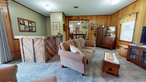 Living - 518 Kennedy Dr, Willard, OH 44890 photo 5 of 6
