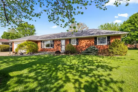 919 Fulton St, Port Clinton, OH 43452