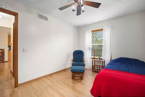 Bedroom - 2327 Stonepath St, Lorain, OH 44052 photo 9 of 10