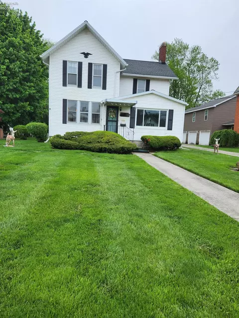 285 Southwest St, Bellevue, OH 44811