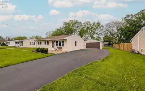 3816 Hoffman Dr, Sandusky, OH 44870