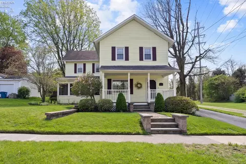 17 W Main St, Berlin Heights, OH 44814